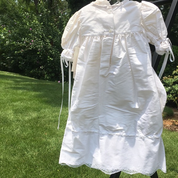 100% Silk Christening/Baptismal Gown w/ Bonnet. - Picture 2 of 6